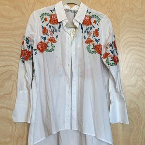 ZARA BASIC Z1975 DENIM (NWT) WHITE FLOWER EMBROIDE
